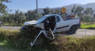 Kavşakta feci kaza: 5 yaralı