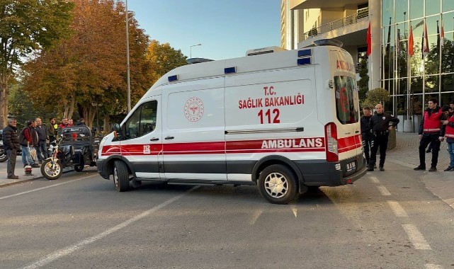 Kayseri'de genci bıçaklayan 2 kişi, kaçarken düşüp yaralandı