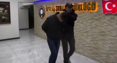 Kendisini polis olarak tanıtıp dolandırıcılık yapan şahıs yakalandı