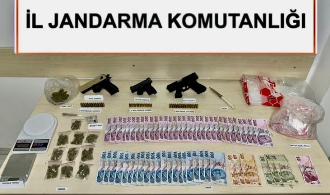 Kiralık villada uyuşturucu baskını: 6 gözaltı