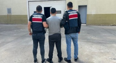 Komşu ilde 15 yıl cezası bulunan uyuşturucu taciri yakalandı