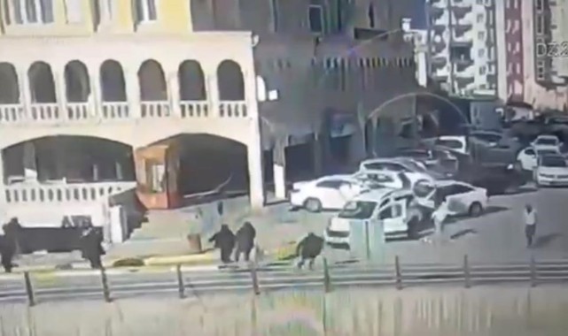 Mardin'deki silahlı kavgada 4 kişi yaralandı! Görüntüler ortaya çıktı