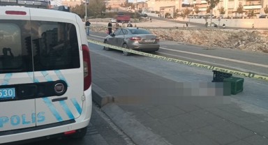 Otomobil 2 kadına çarptı: 1 ölü, 1 ağır yaralı