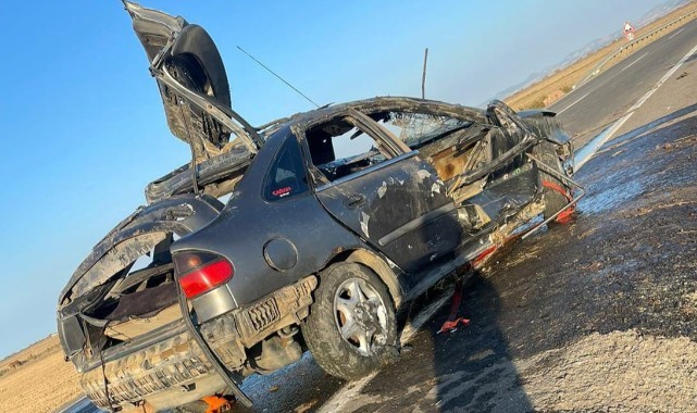 Otomobil sulama kanalına uçtu: 2 ölü, 1 yaralı