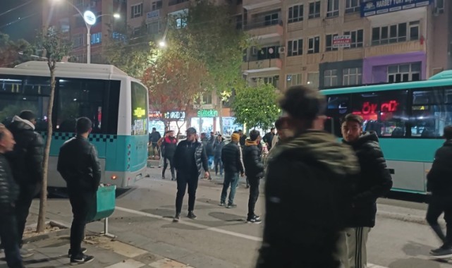 Şanlıurfa'da özel Halk otobüsleri çarpıştı! Trafik sıkıştı