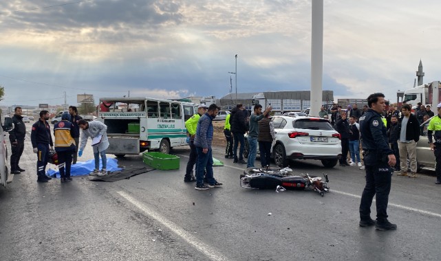 Şanlıurfa'da tırla çarpışan motosikletin sürücüsü öldü