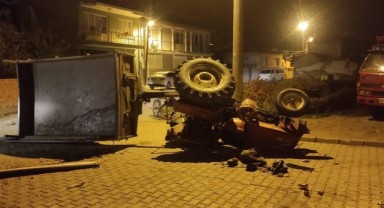 Traktör devrildi, sürücü ölümden döndü