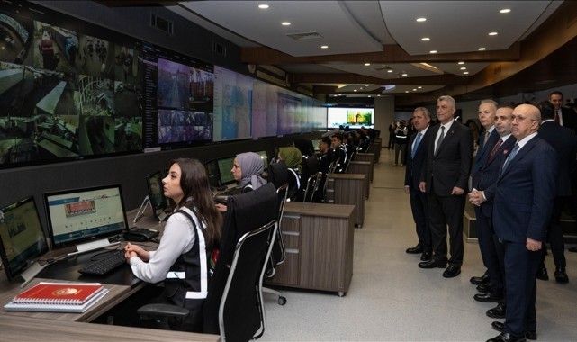 Bakan Bolat, Gümrüklerde ele geçirilen kaçak eşya miktarını açıkladı!