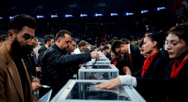 Beşiktaş’ta yeni başkan için oy verme işlemi başladı