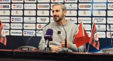 Çorum FK Teknik Direktörü Serkan Özbalta: Şimdi biz kaybettik diye adamı öldürmenin anlamı yok