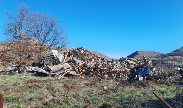 Evde çıkan yangında 1 kişi hayatını kaybetti