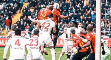Kayserispor Galatasaray'a uzun bir aradan sonra farklı kaybetti