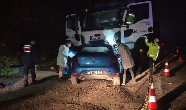 Parti dönüşü kaza! 5 arkadaş hayatını kaybetti