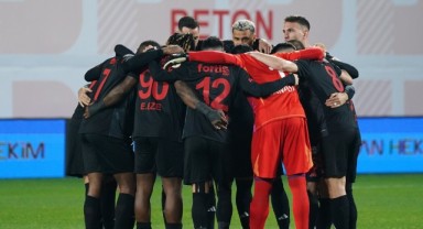 Pendikspor, Sakaryasporu farklı bir skorla yendi