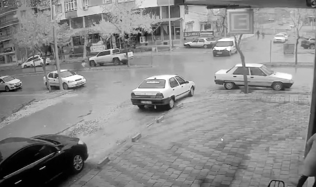 Şanlıurfa'da 6 yaşındaki çocuk kazada metrelerce sürüklendi! O anlar saniye saniye kaydedildi