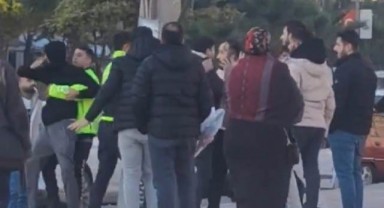 Şanlıurfa’da akan trafikte sürücüler kavga etti