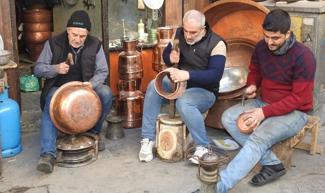 Türkiye'de yaptığı bakırcılığı Suriye'ye taşıyacak