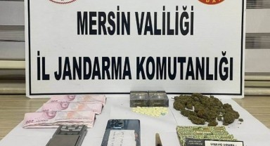 Üst aramasında 5 kişi uyuşturucu ile yakalandı