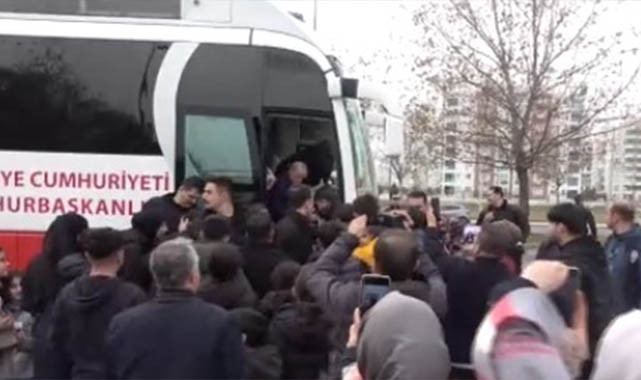 Cumhurbaşkanı Erdoğan'dan çocuklara büyük jest!