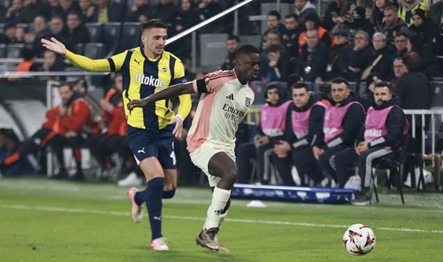Lyon Teknik Direktörü Pierre Sage'den Fenerbahçe ve Beşiktaştaş çıkışı