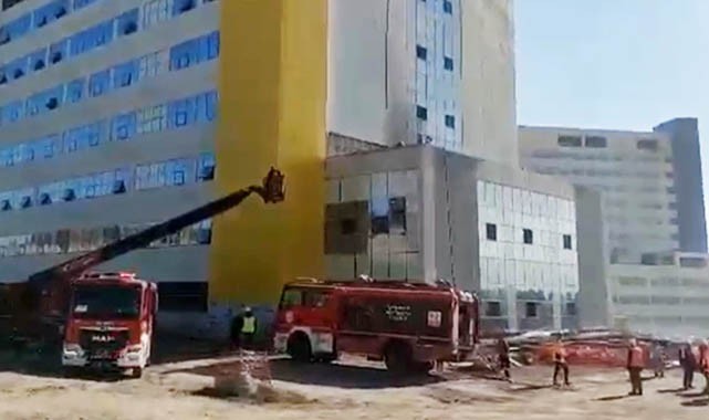 Şanlıurfa Şehir Hastanesi İnşaatında Korkutan Yangın