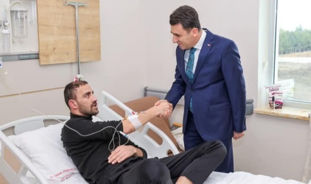 Vali Aygöl'den Urfa'da gazi olan Kurt'a ziyaret!
