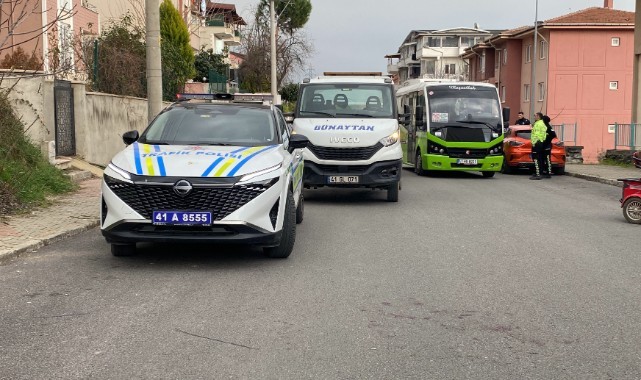 Yeni boşandığı eski kocası tarafından sokak ortasında bıçaklandı