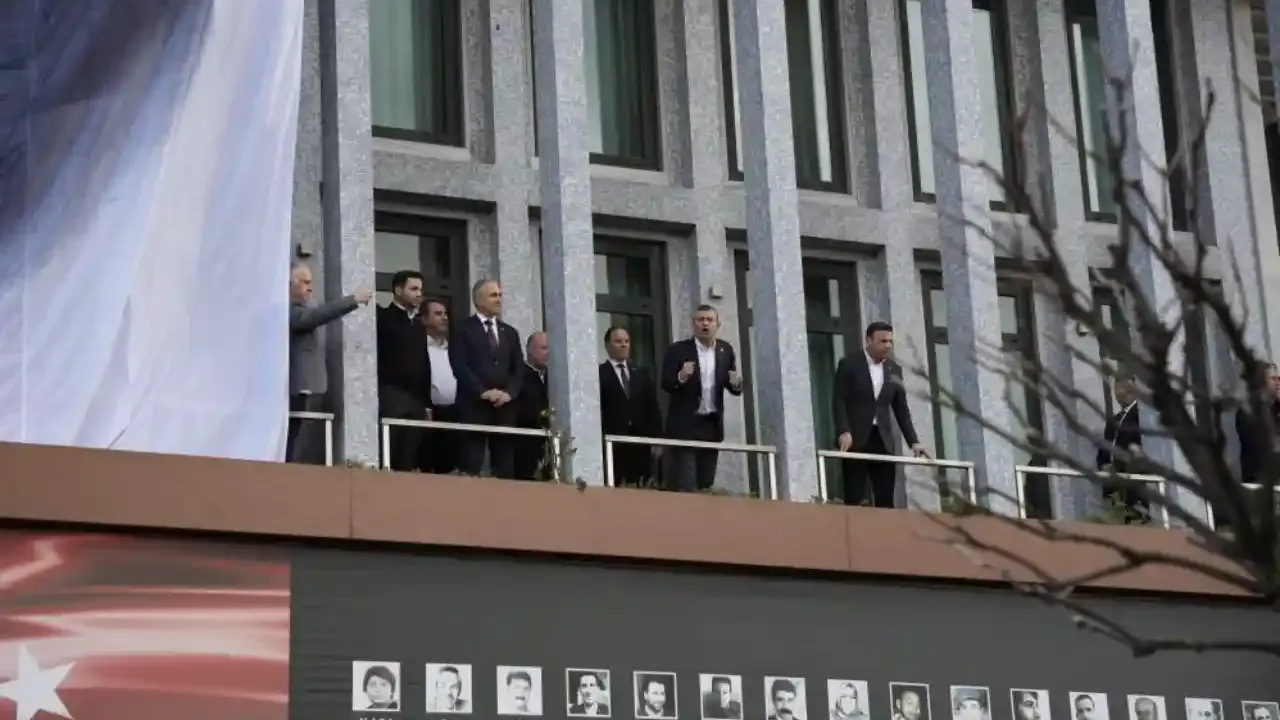 CHP lideri Özgür Özel'den kritik İmamoğlu açıklaması!