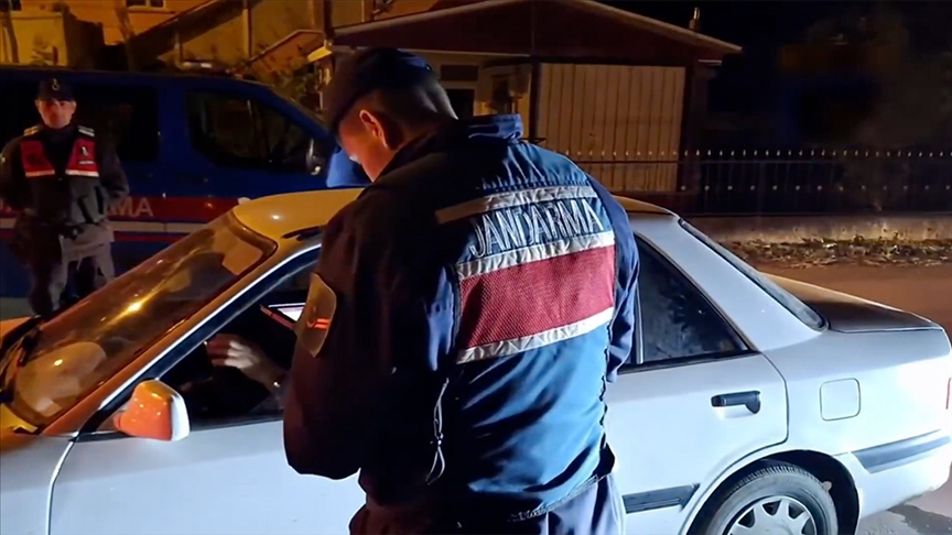 Bayram tatilinin ilk 2 günü trafik kazalarında 19 kişi öldü