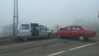 Ordu'da otomobiller çarpıştı: 3'ü ağır 6 yaralı