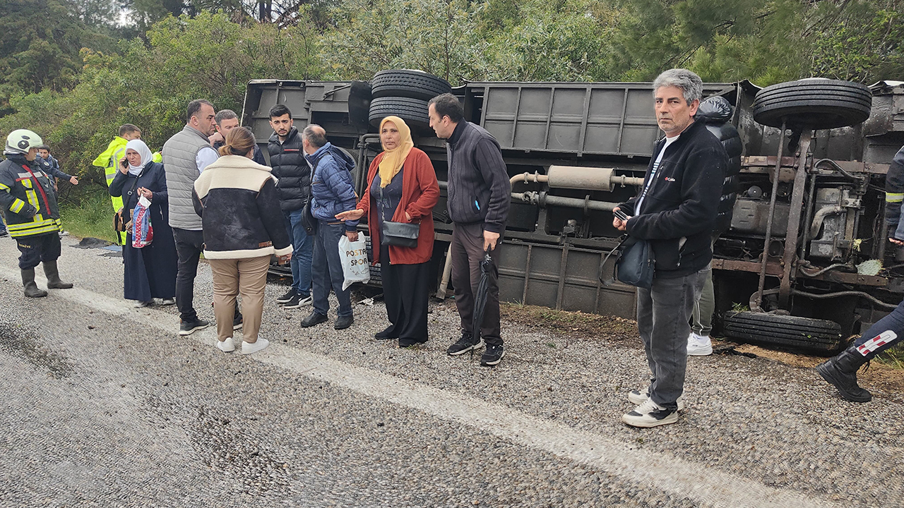 Aydın'da servis aracı devrildi: Çok sayıda yaralı