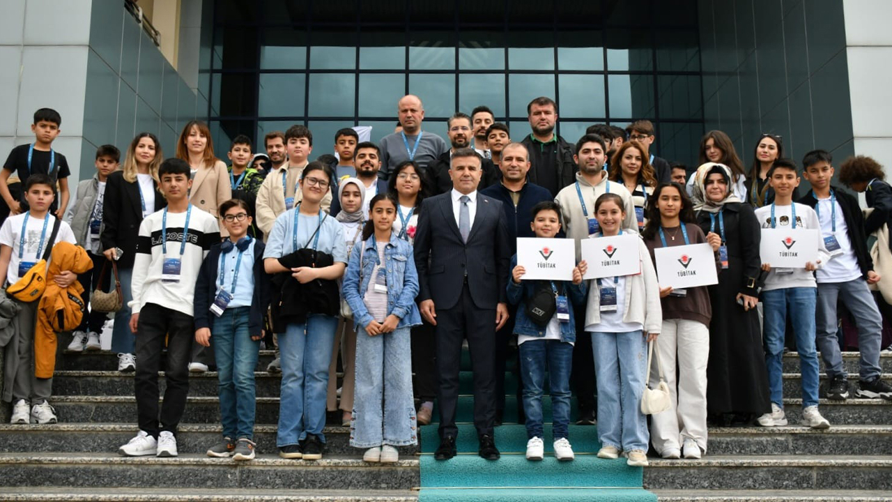 Şanlıurfalı öğrenciler TÜBİTAK’ta zirvede: 6 birincilik, 4 ikincilik