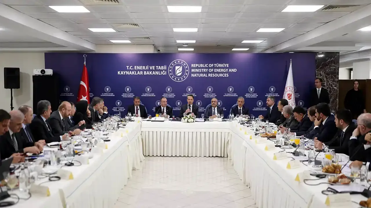 Şanlıurfa ve Mardin’e Bakan Bayraktar başkanlığında kalıcı çözüm!