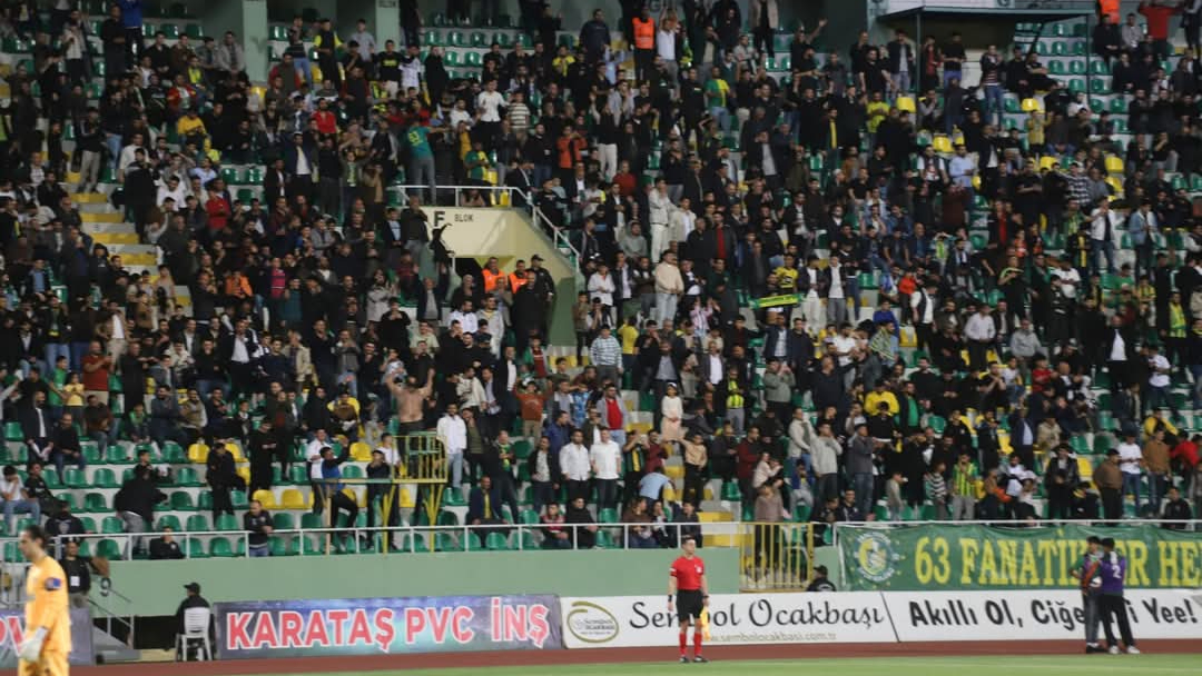 Amedspor derbisinin faturası Şanlıurfaspor'u yaktı! Seyircisiz oynama cezası...