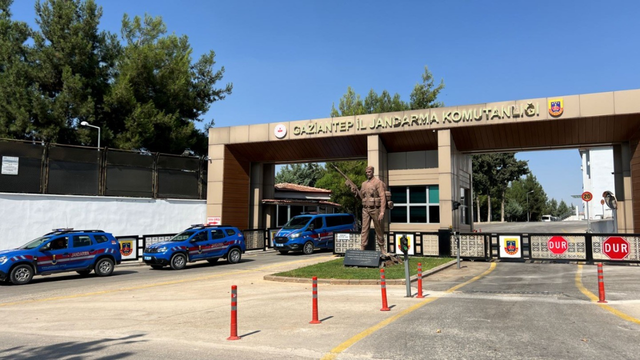 Şanlıurfa'ya komşu Gaziantep'te aranan 28 şahıs tutuklandı