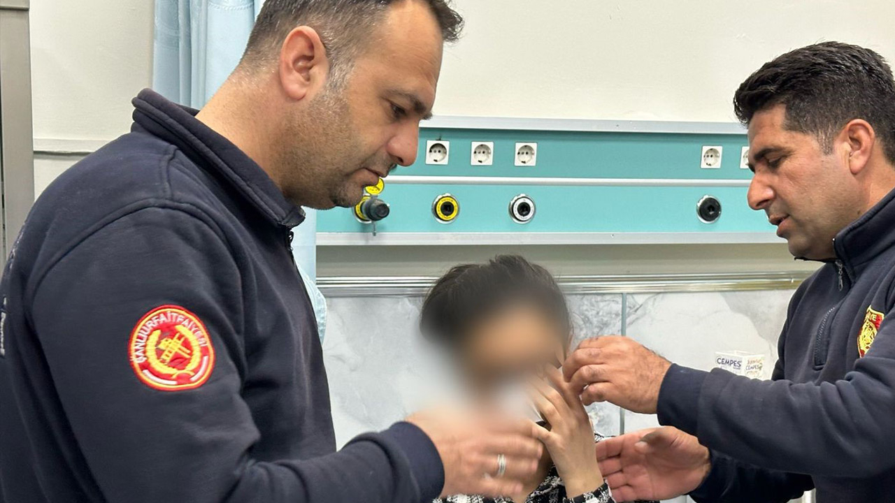 Şanlıurfa’da akıllara durgunluk veren olay! Gözünü fermuara sıkıştırdı