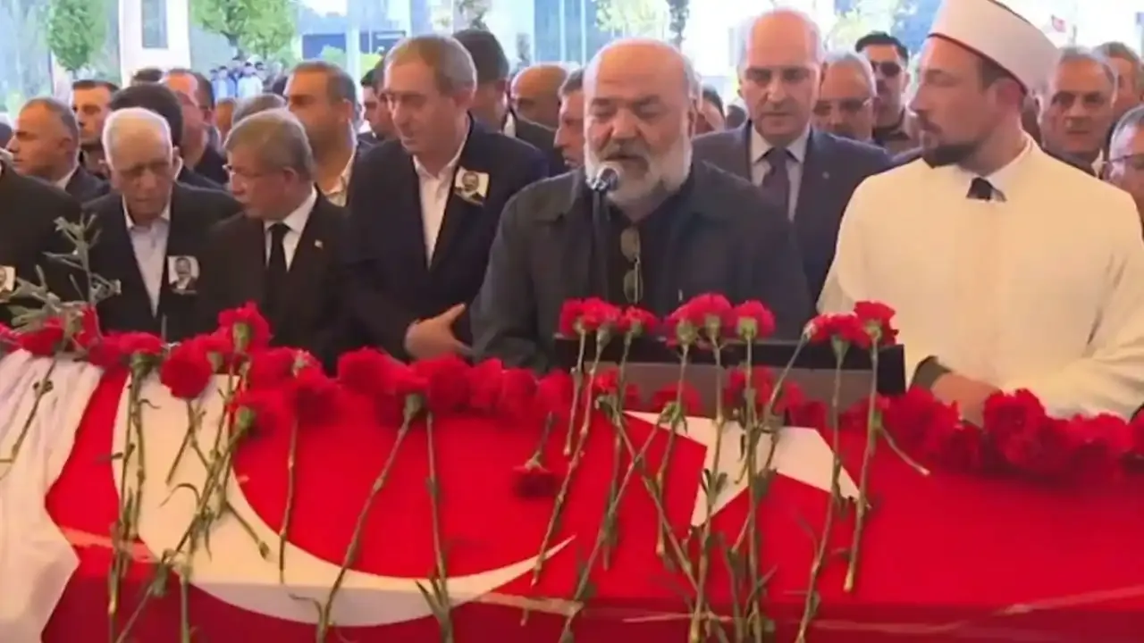 Önder'in cenaze namazını kıldıran İhsan Eliaçık kimdir?