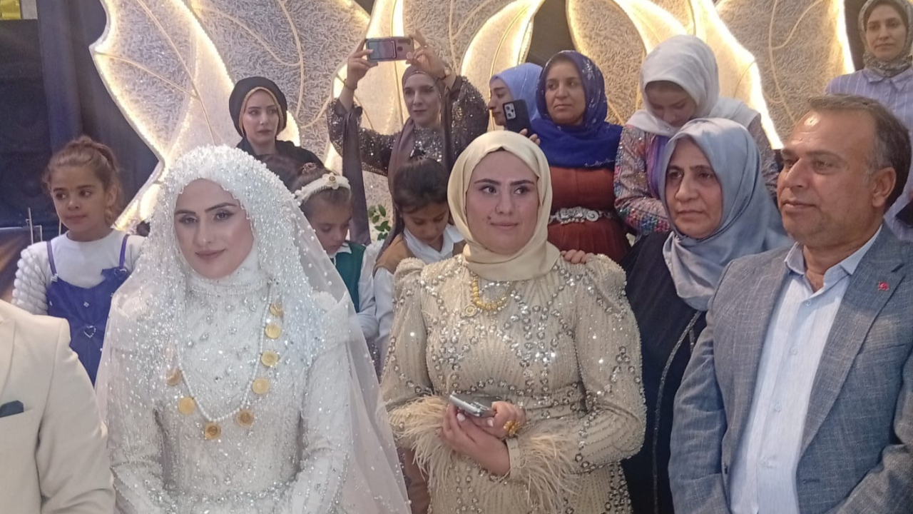 Urfa Değişim Gazetesi Muhabiri Kader Topal Dünyaevine Girdi