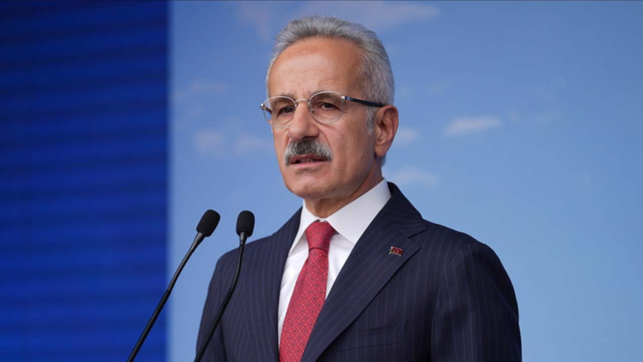 Kurban Bayramı'nda köprü ve otoyollar ücretsiz olacak mı? Bakan Uraloğlu açıkladı