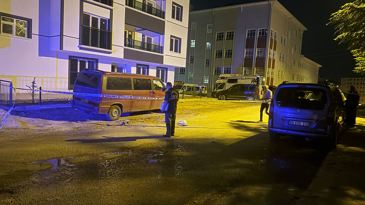 Ankara’da boşanma sürecindeki ailede kanlı olay: baba bıçaklandı