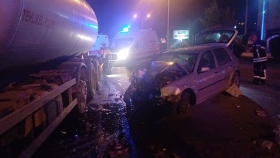 Çorum'da otomobil, akaryakıt tankeriyle çarpıştı: 1 ölü
