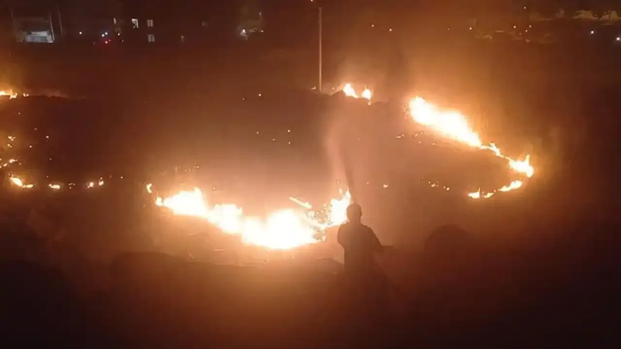 Şanlıurfa'da otluk alanda korkutan yangın!