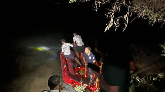 Şırnak’ta Dicle Nehri’nde mahsur kalan 4 kişi kurtarıldı