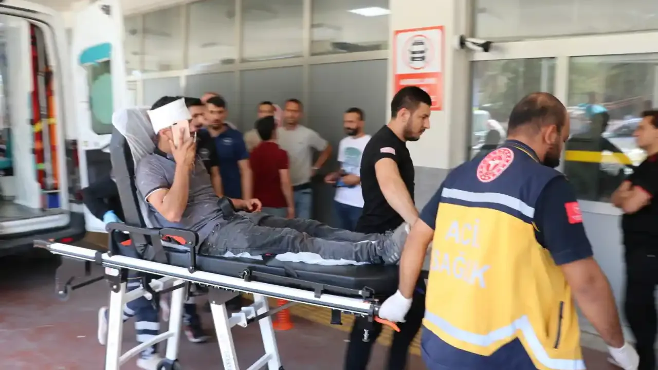 Karaköprü'de iki grup arasında silahlar konuştu: 2 yaralı