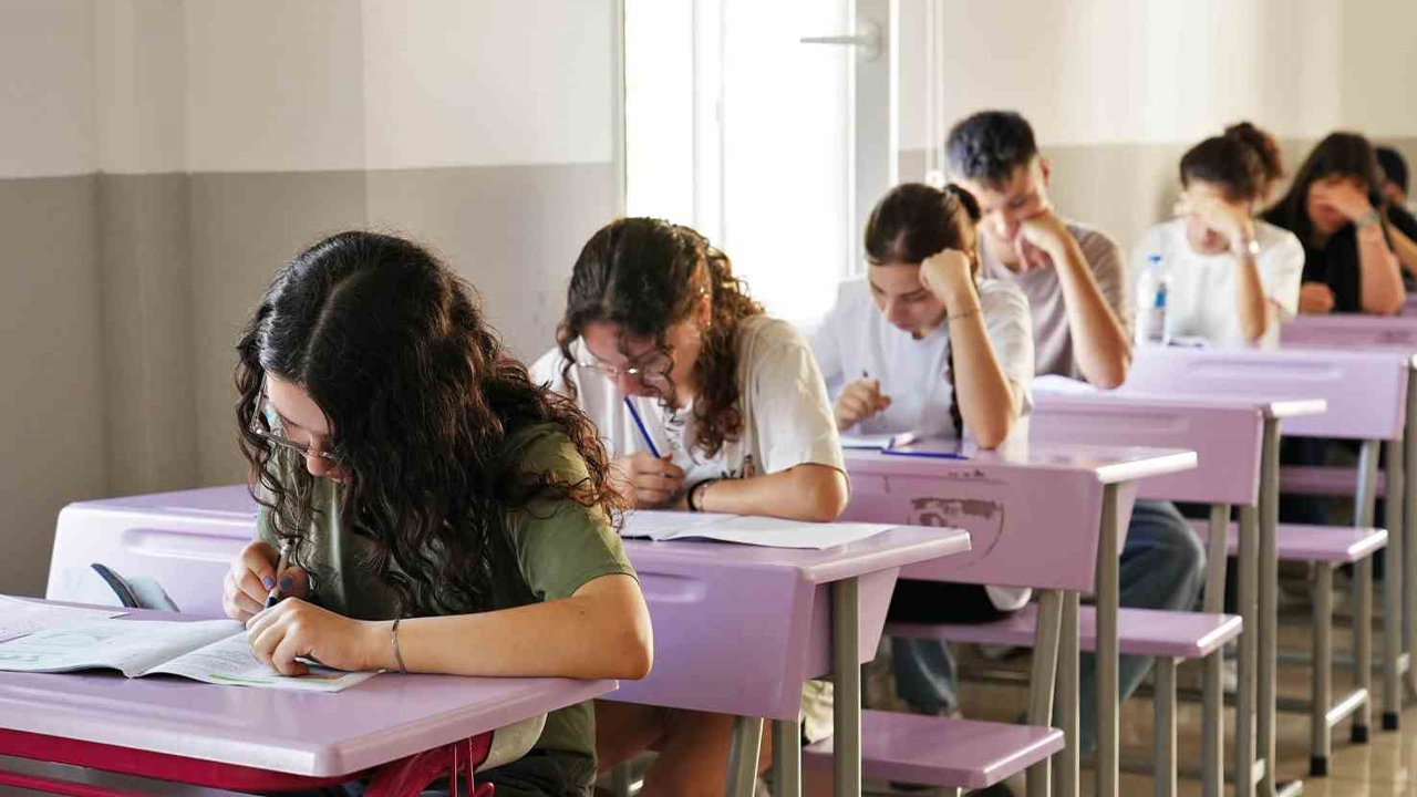 Lise Eğitiminde ‘4+4+4’ tartışmaları: 2+2 mi olacak?