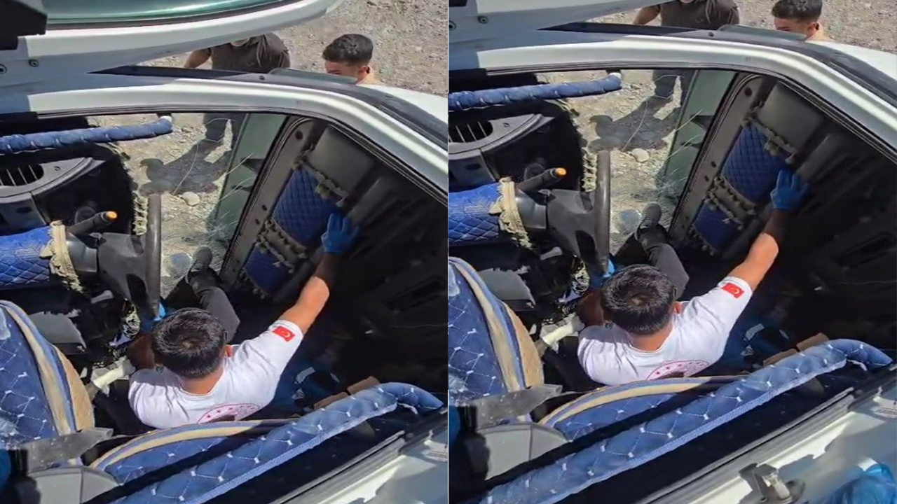Şanlıurfa’da kamyon devrildi: Sağlıkçılar camı kırarak yaralıya müdahale etti