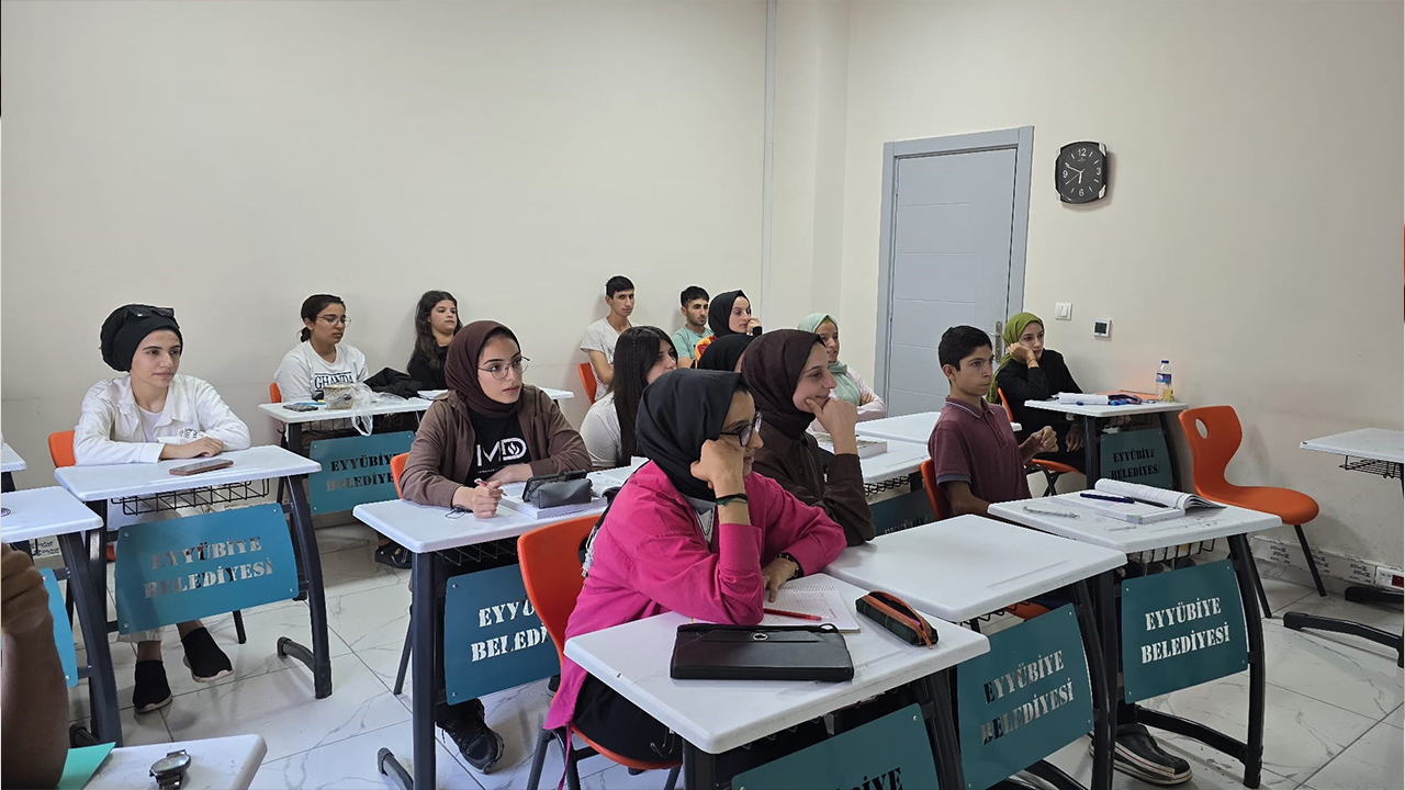 YKS sonrası gençlere destek: Eyyübiye’de ücretsiz tercih danışmanlığı