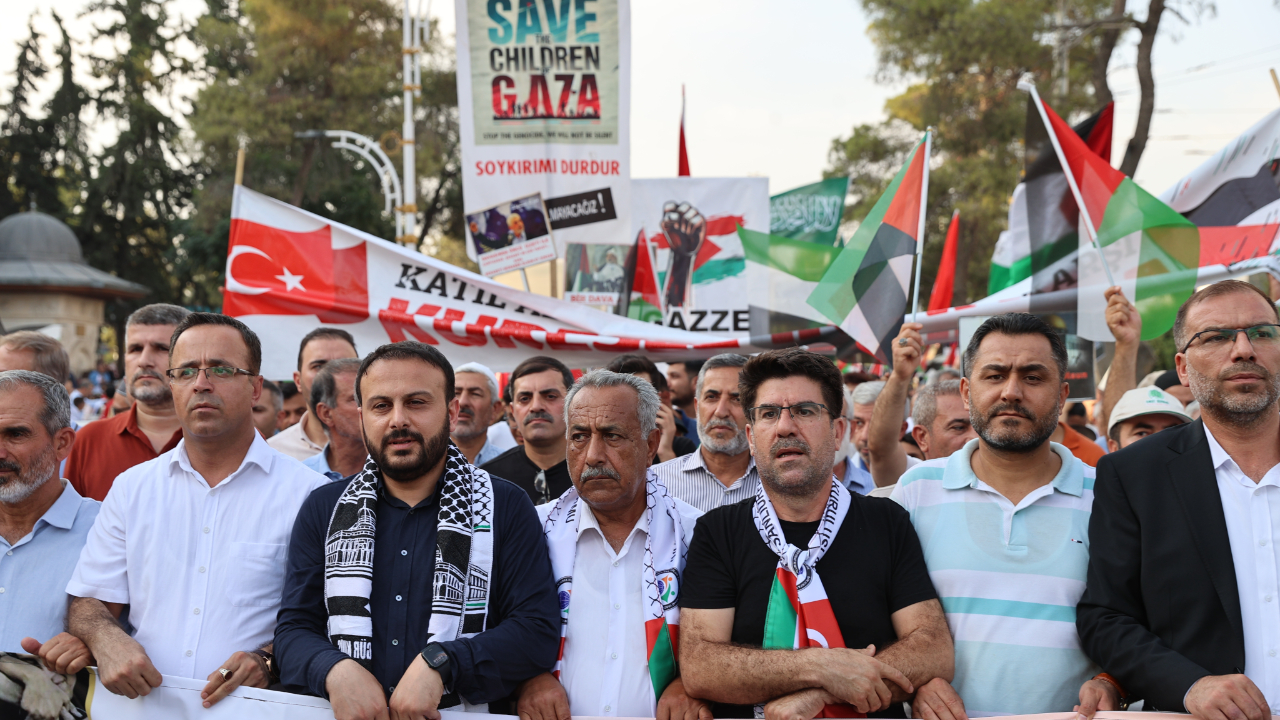 Şanlıurfa’da Gazze’ye destek yürüyüşü düzenlendi