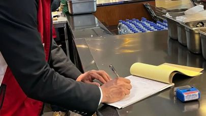 Şanlıurfa'da sağlıksız ve bozuk ürün satan 4 işletmeye rekor ceza!