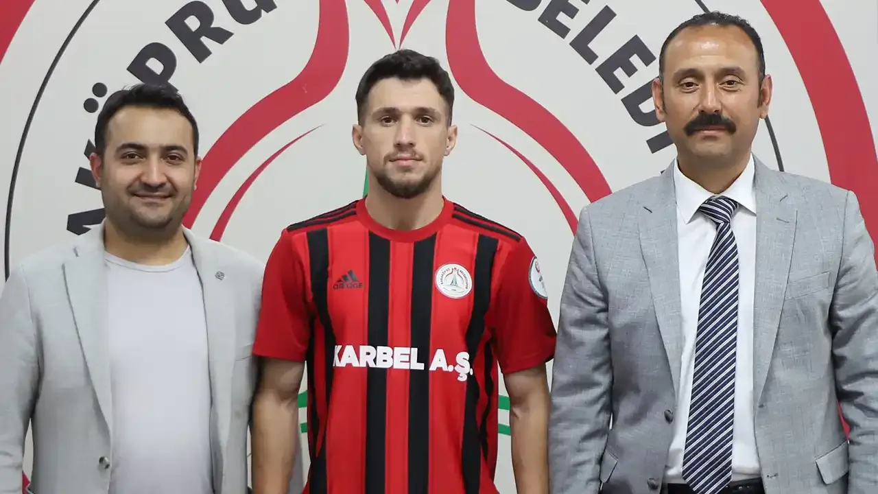 Karaköprü Belediyespor’a çift yönlü takviye